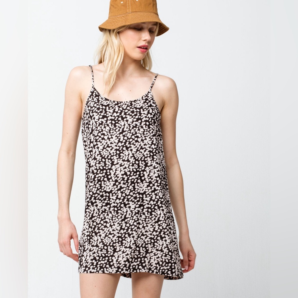 IVY & MAIN Floral Slip Dress Women’s Size Small Ditsy Scoop Neck